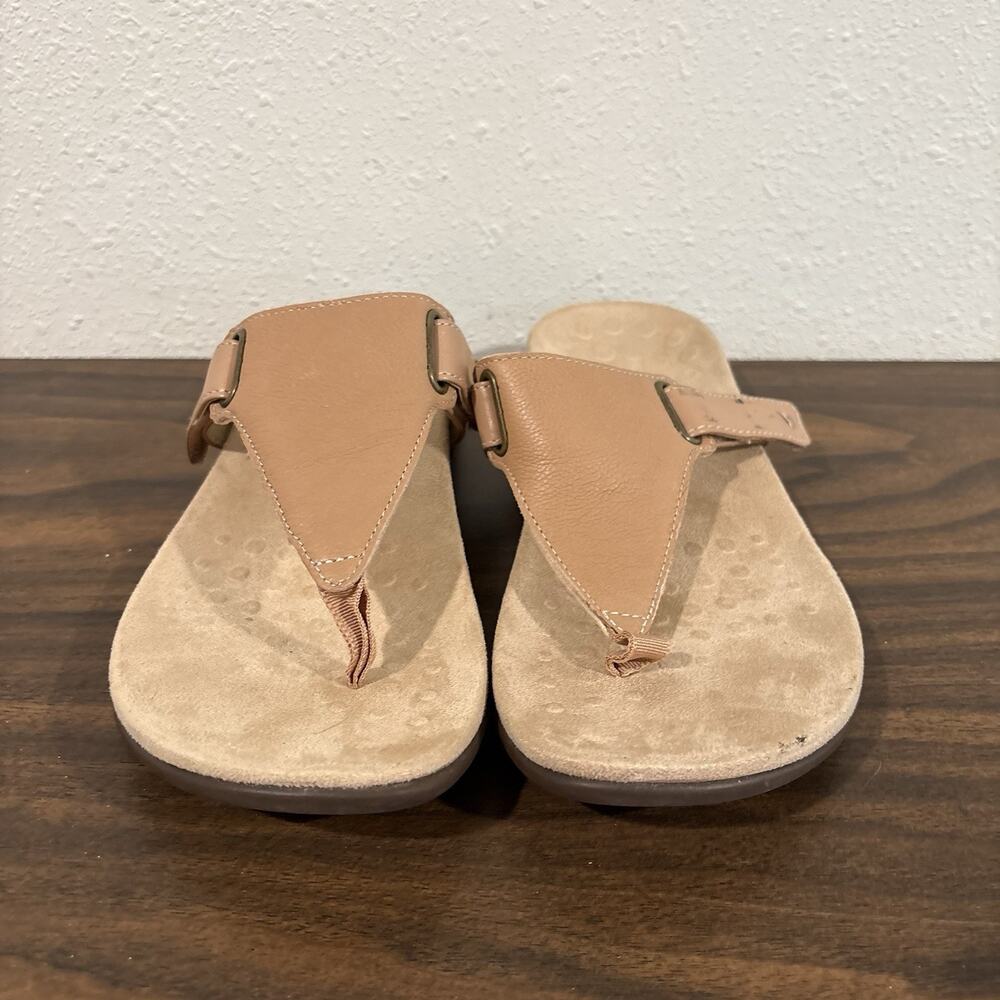 Vionic Wanda Sandals Womens Size 8.5 Wide Nude Tan Slip On Comfort Thong Shoes - Picture 11 of 14